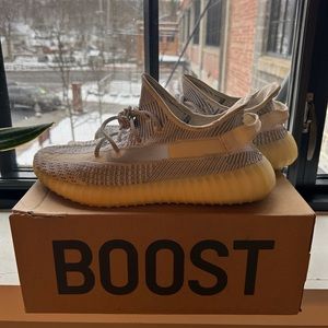 Yezzy 350 static